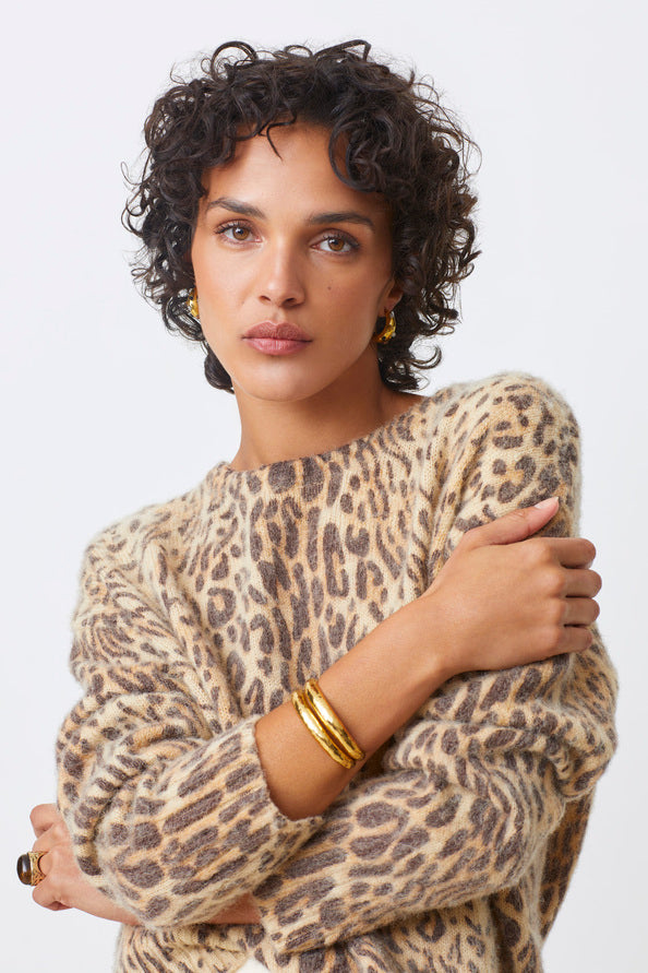 PLEOLI SWEATER