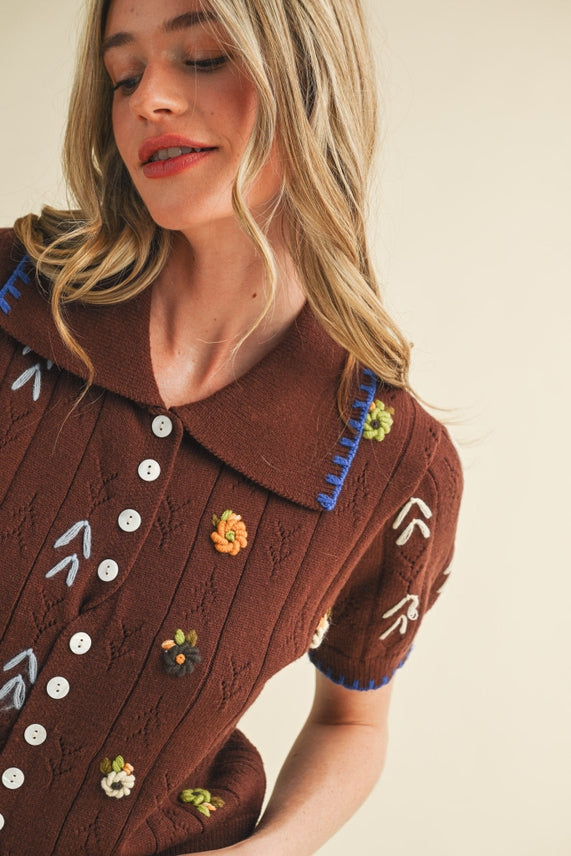 SS BUTTON DOWN EMBROIDERED SWEATER