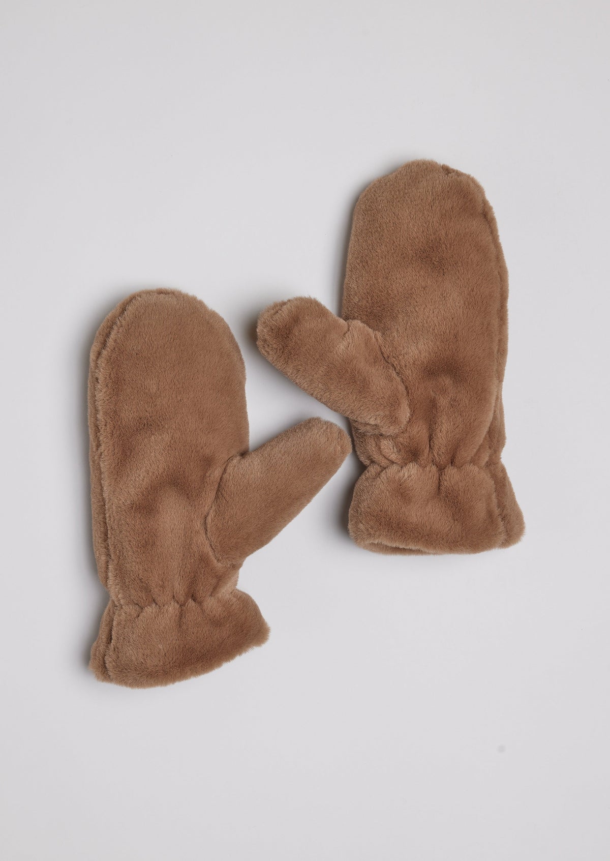 FAUX FUR MITTEN