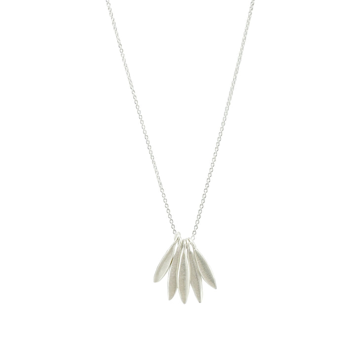 5 LEAVES SILVER NECKLACE
