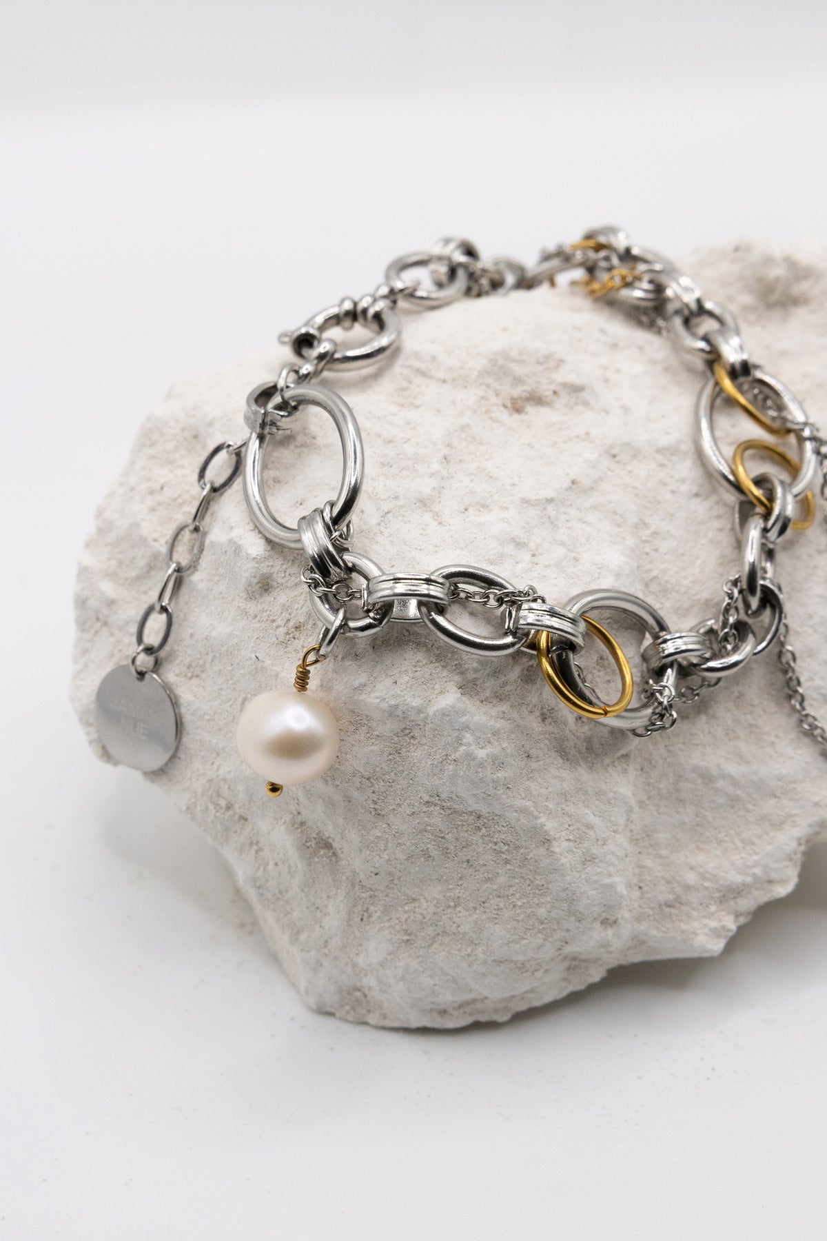 VICTORY BRACELET