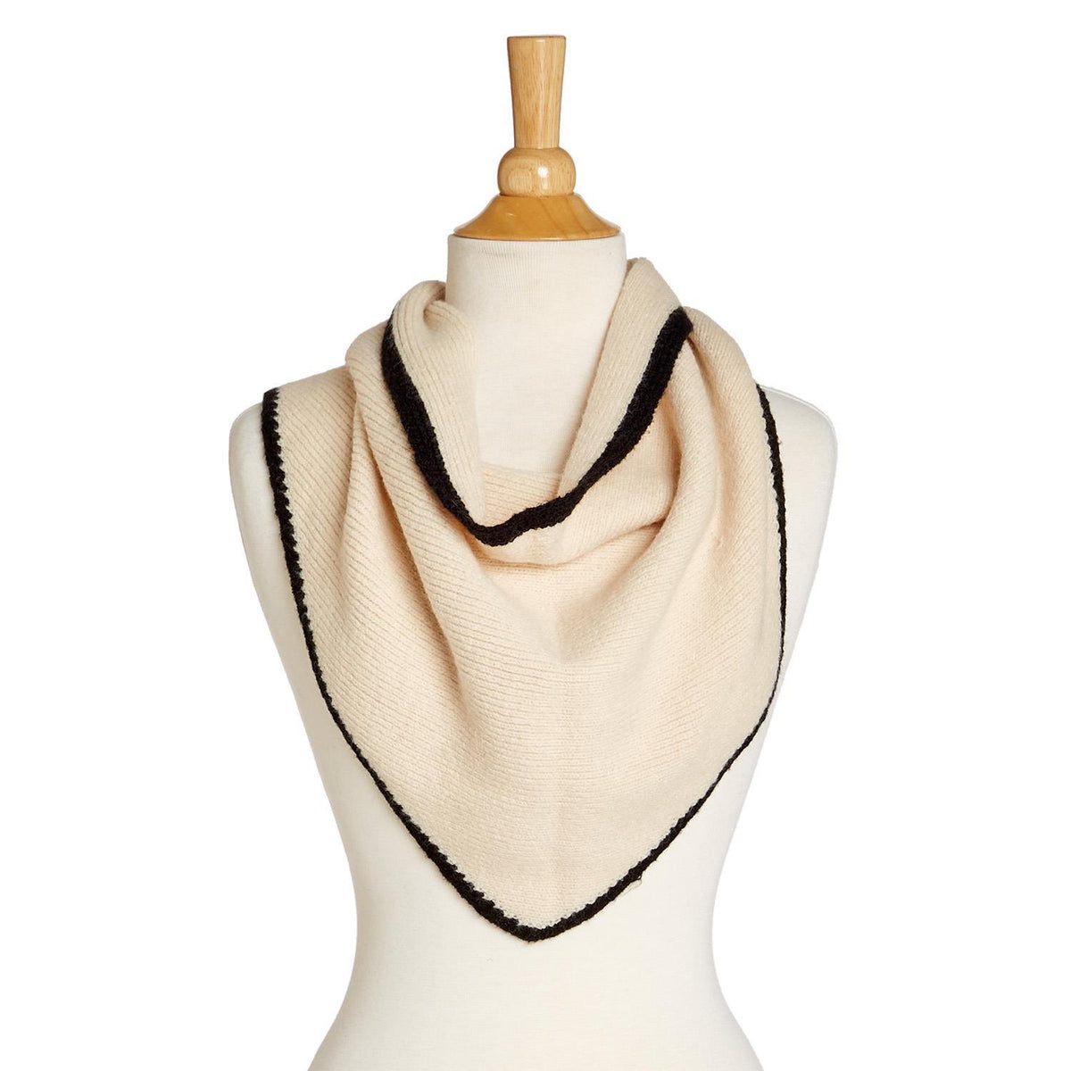 TRIANGLE SCARF