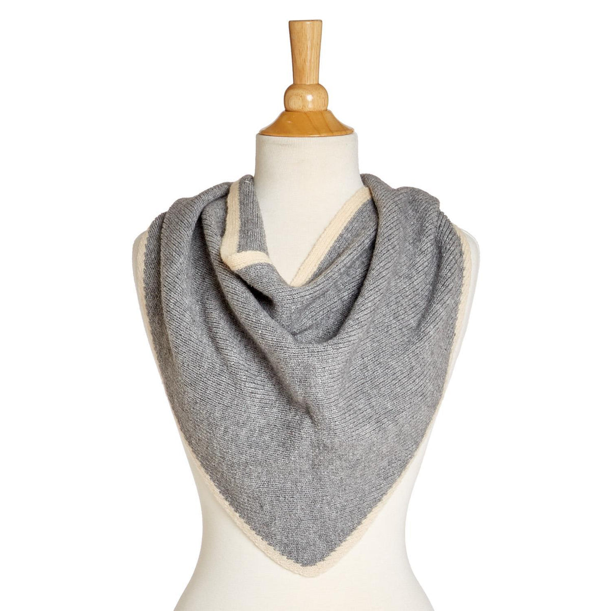 TRIANGLE SCARF