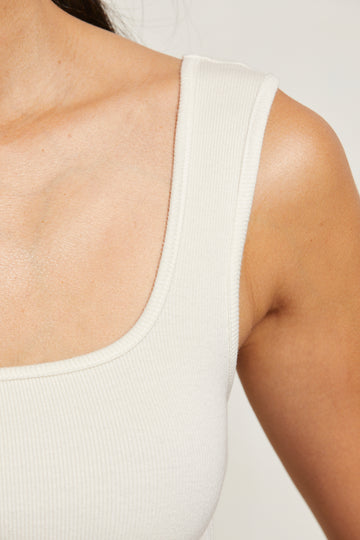 KAITLYN LUX RIB BINDED TANK