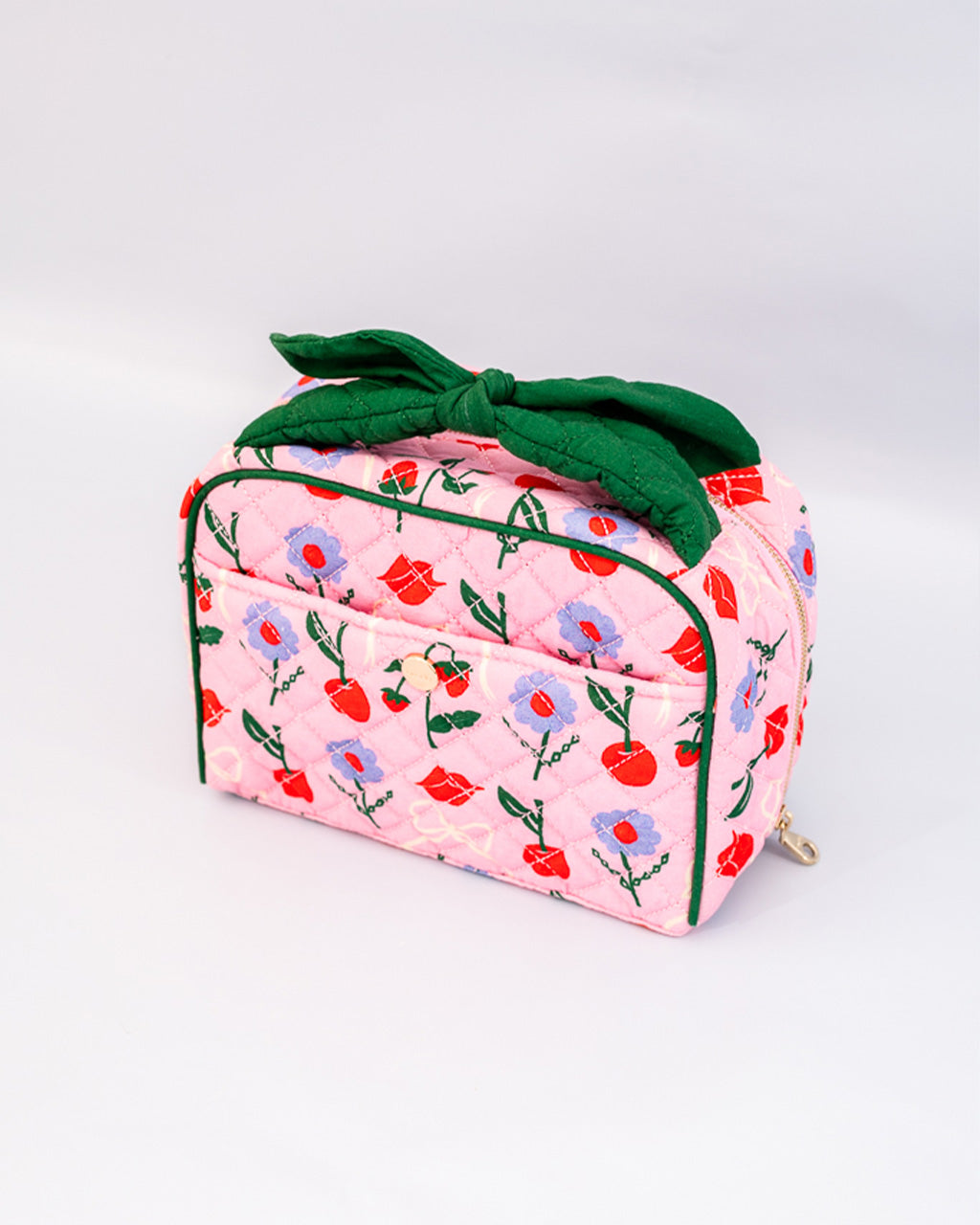 CHERRY LIPS TOILETRY BAG