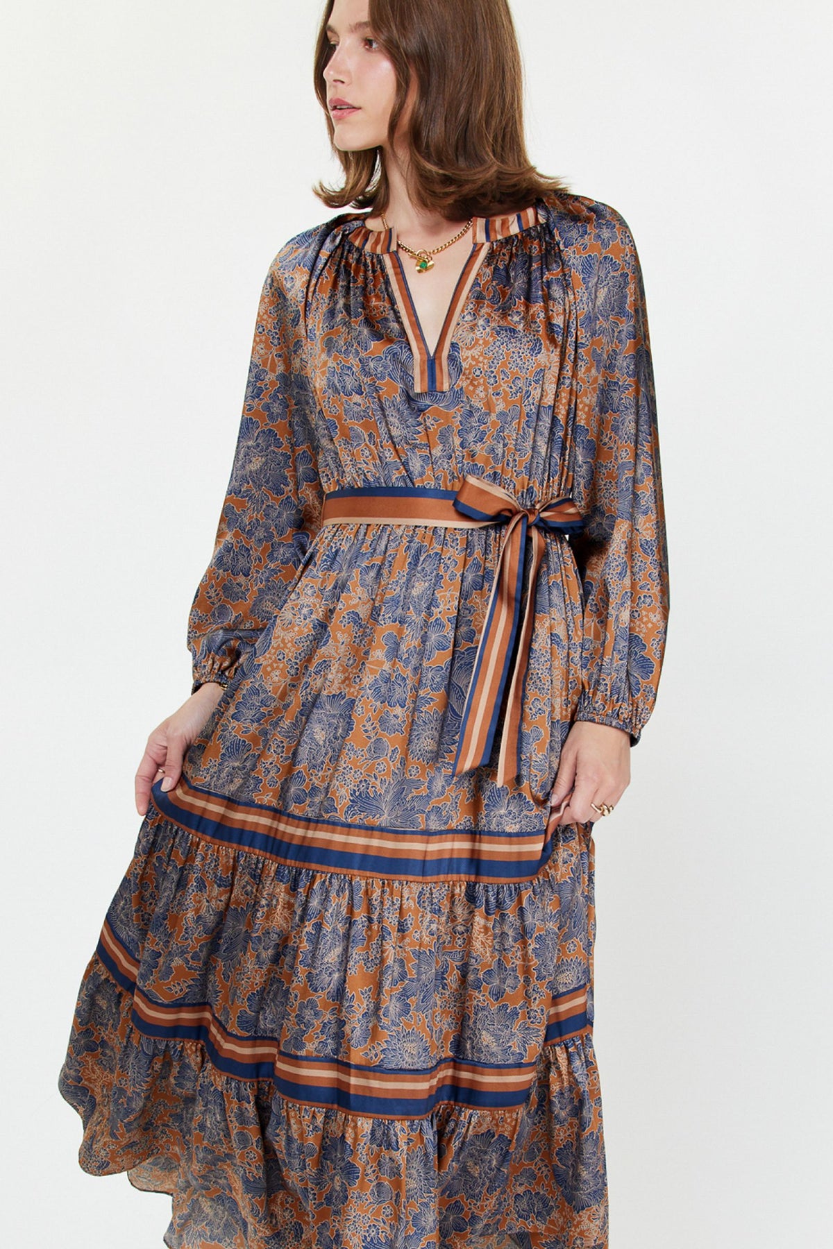 SPLIT NECK PRINT DRESS