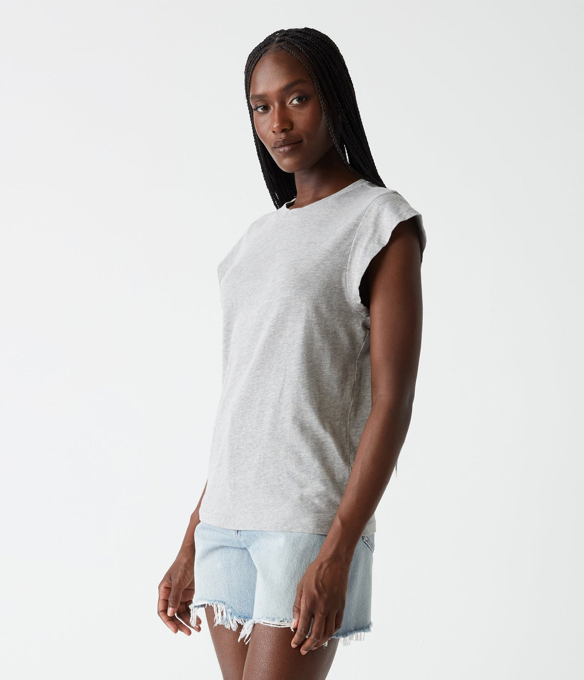 JOEY POWER SHOULDER TEE