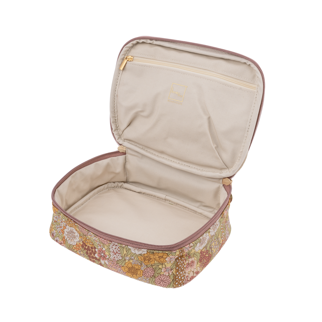 SOFT LIBERTY BEAUTY BAG