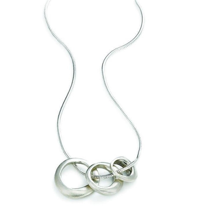THREE RINGS SILVER NECKLACE