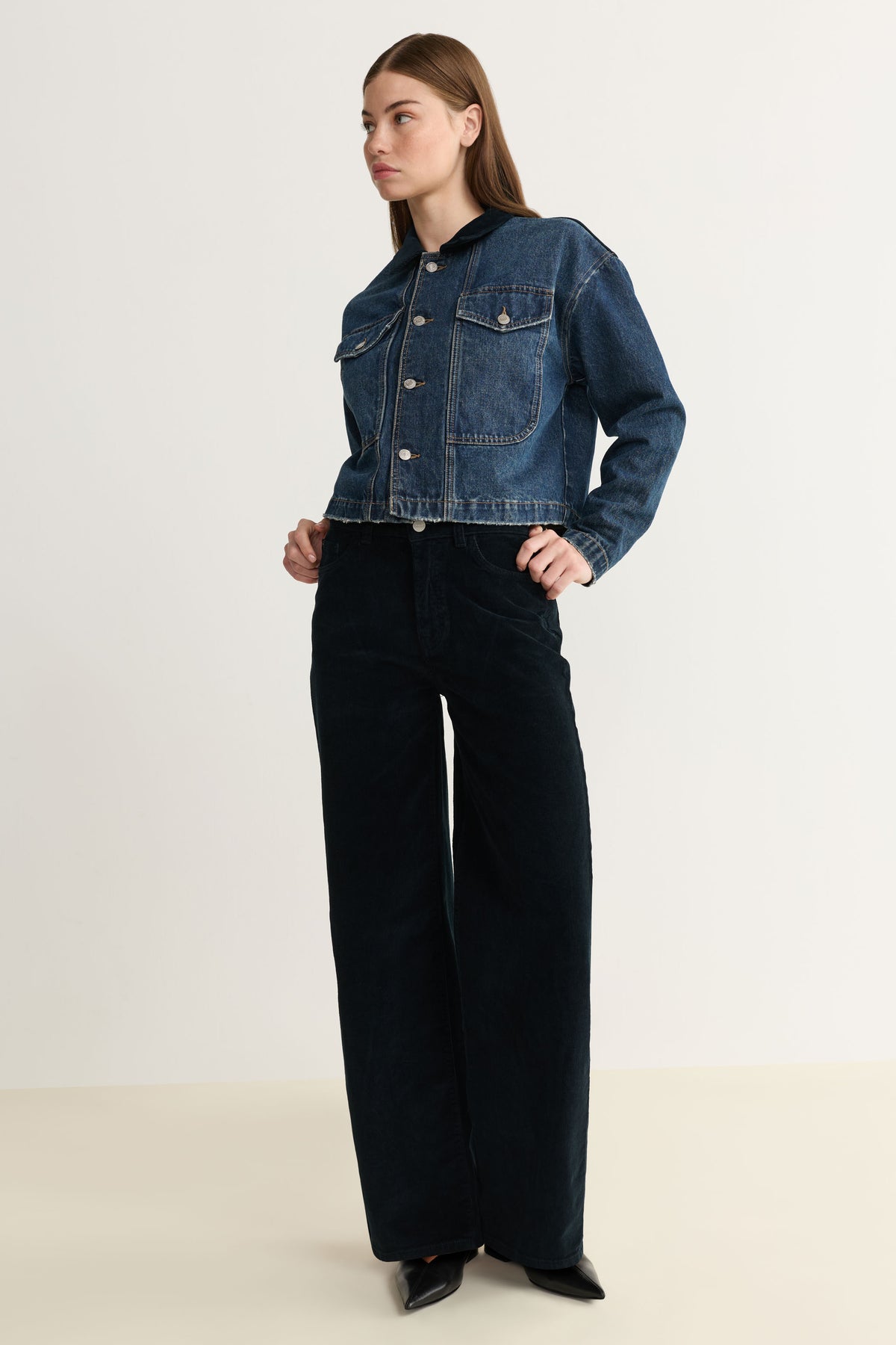 NCE CORD WIDE LEG 31&quot;