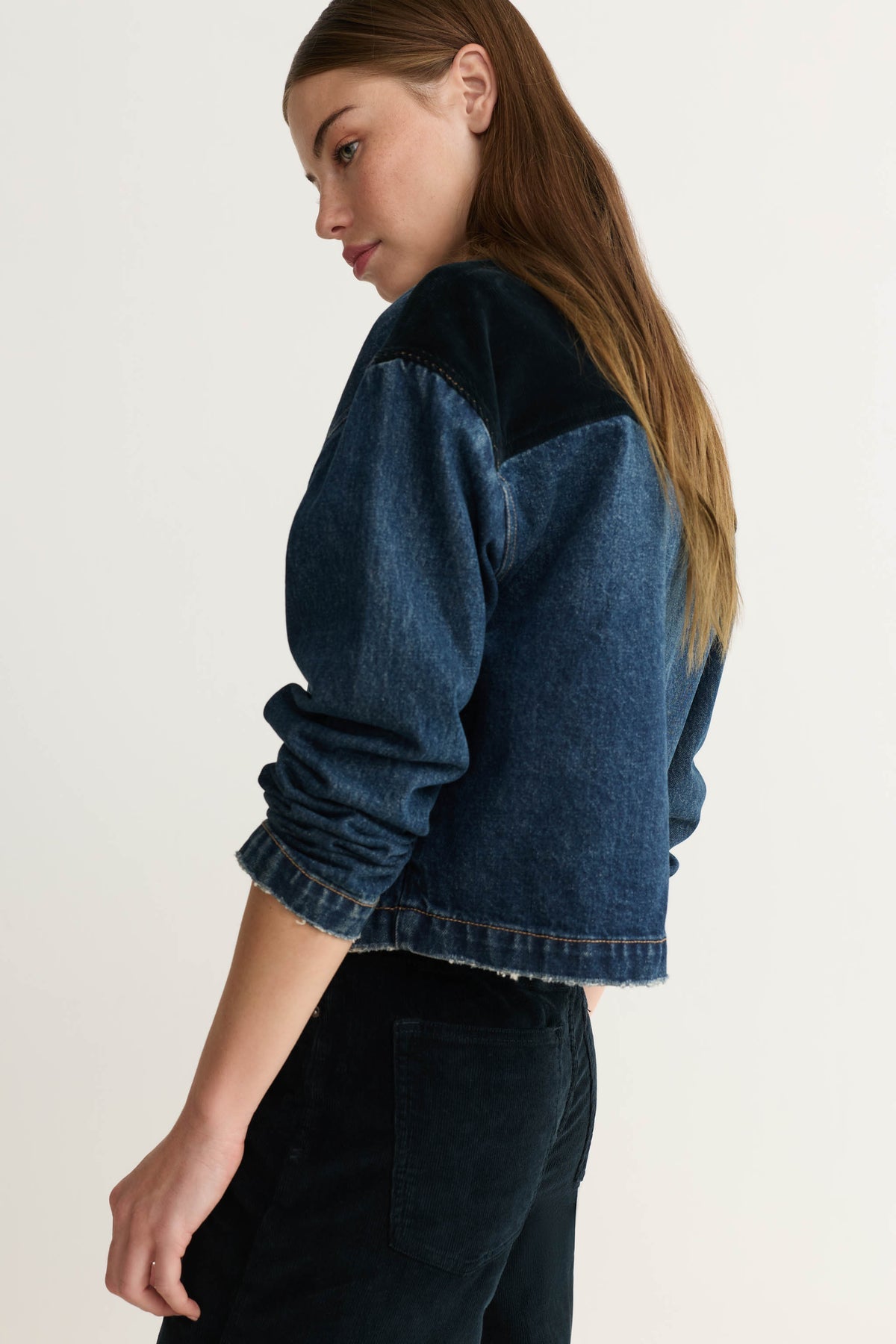 AVL CROPPED JACKET