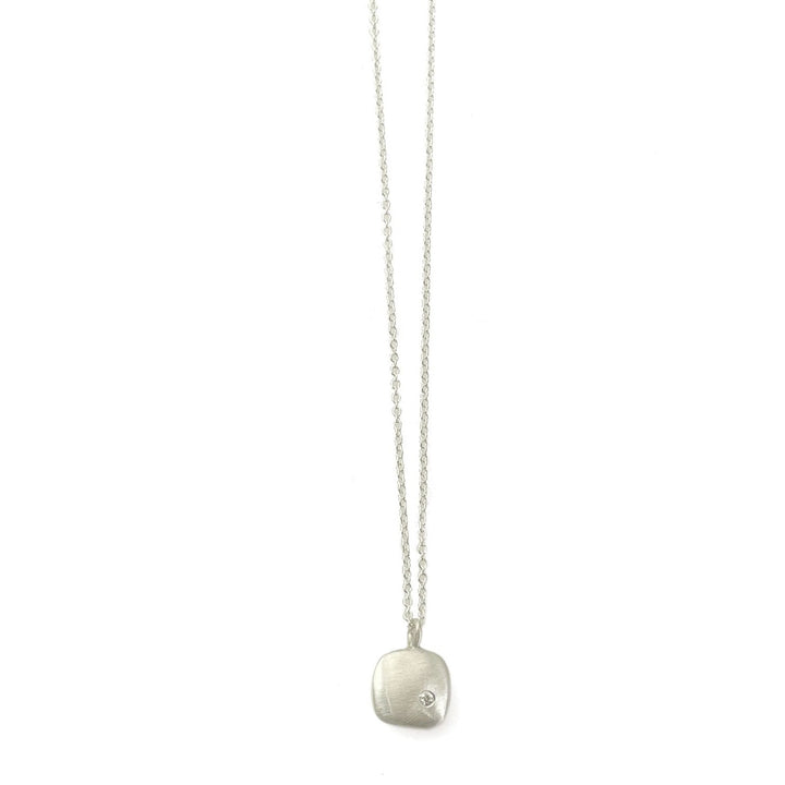 SMALL PUFFY SQQUARE W/DIAMOND SILVER NECKLACE
