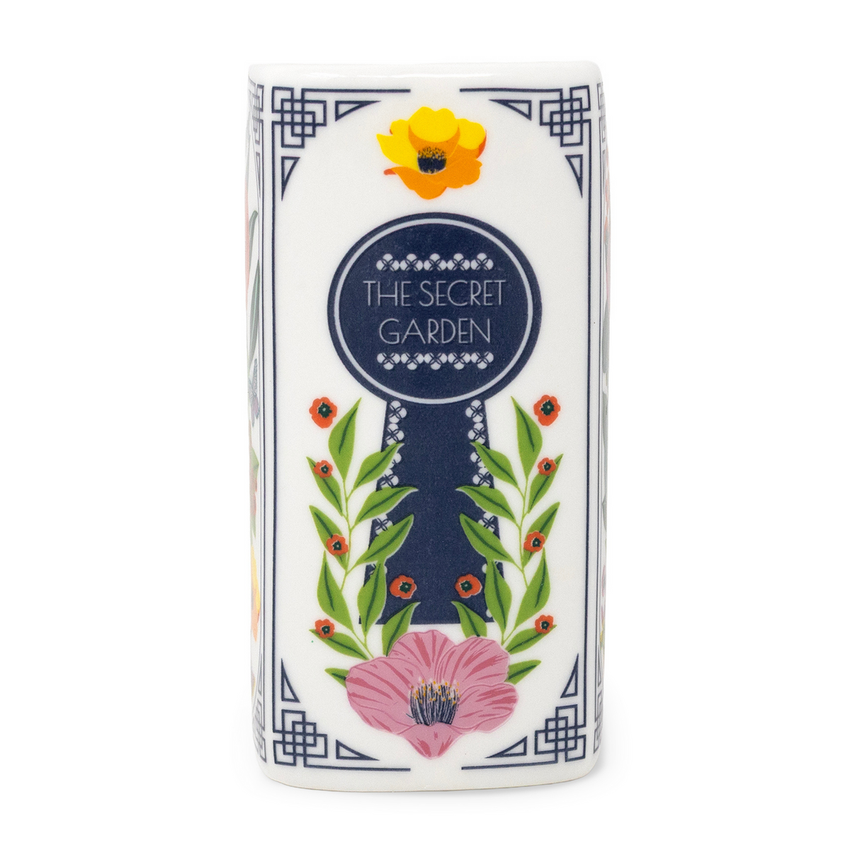 BOOK CANDLE SECRET GARDEN