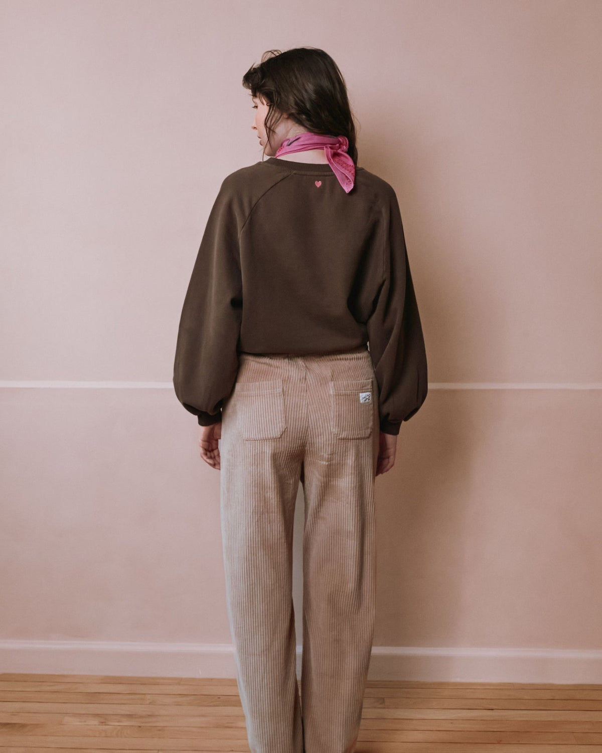 GRAPHIC SWEATSHIRT