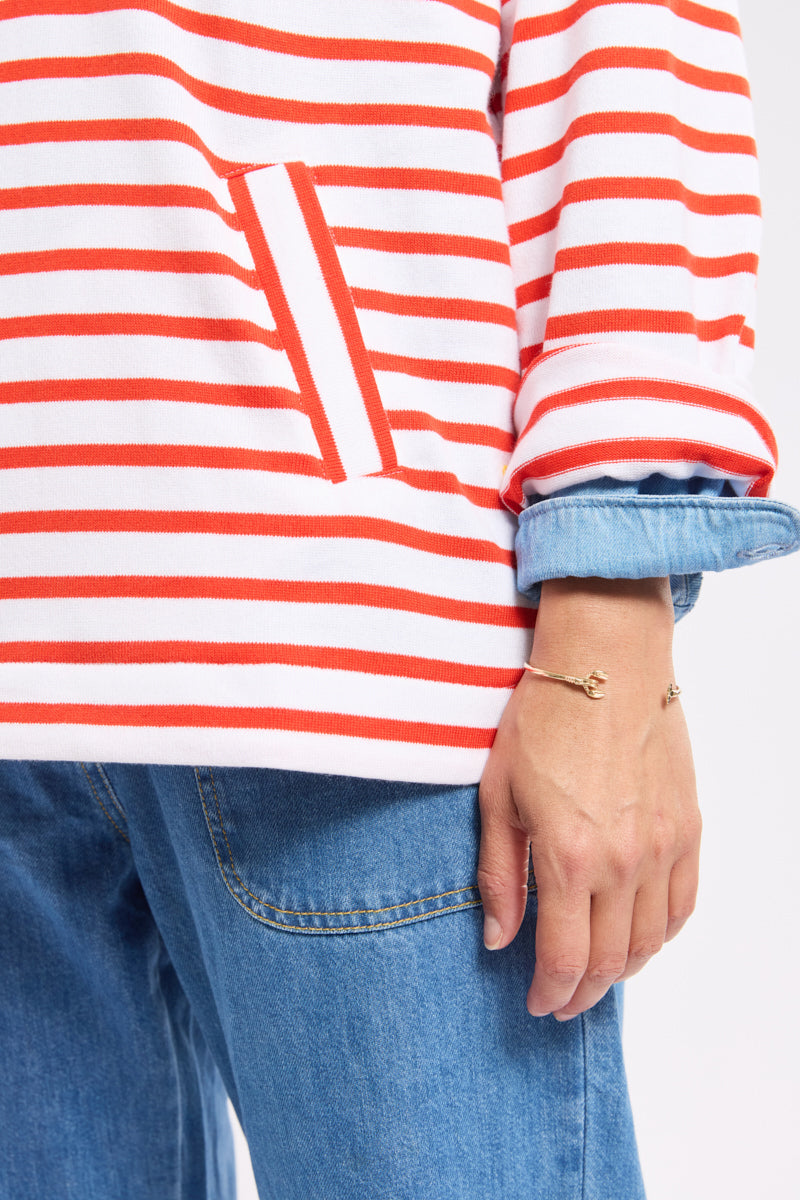 FRONT POCKET PULLOVER