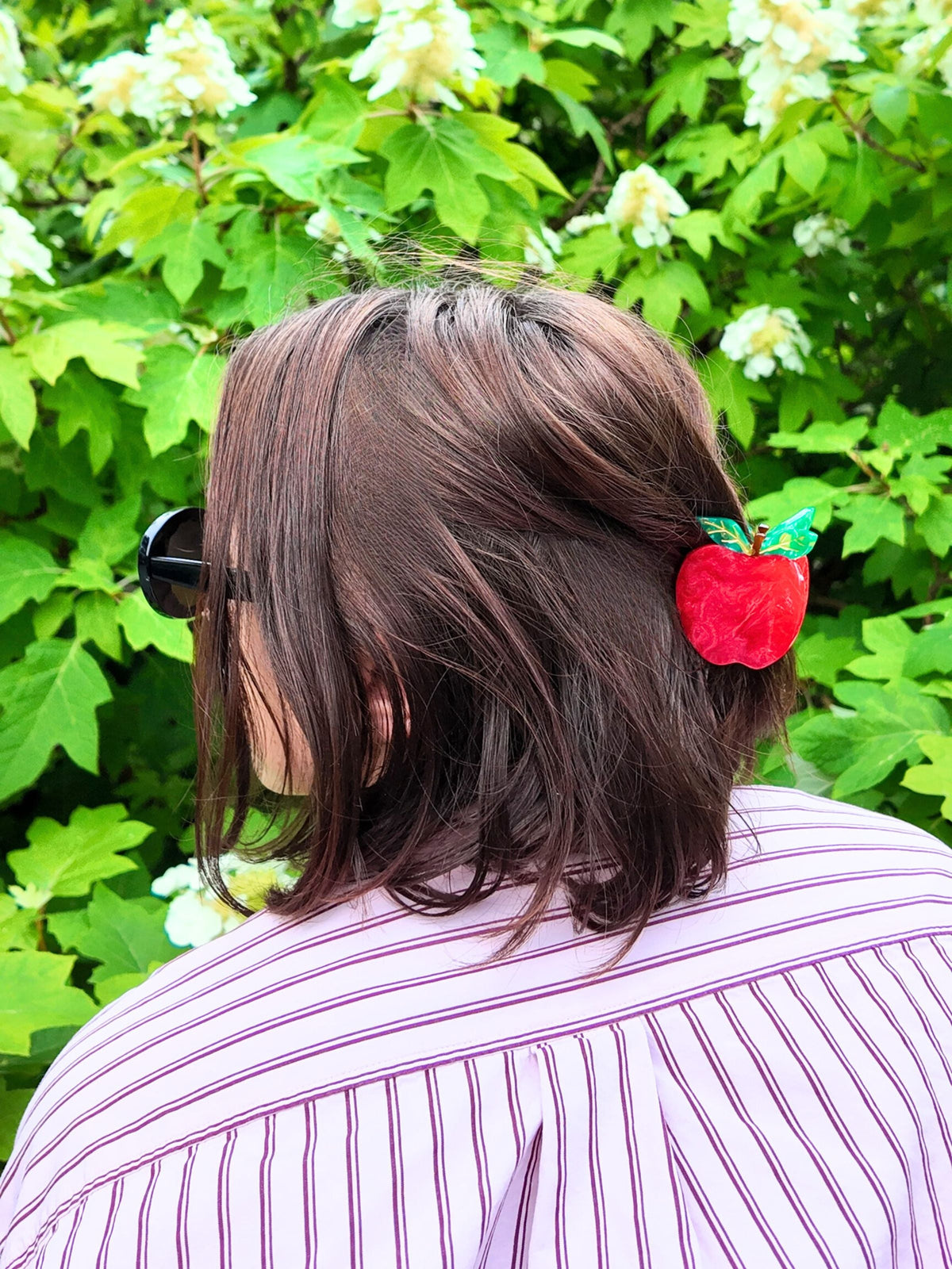 MINI APPLE HAIR CLAW
