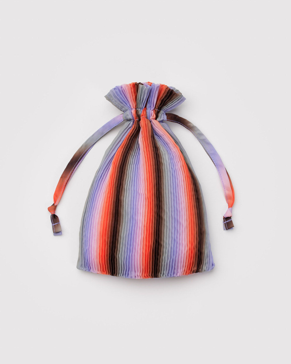 PLEATED BAGGU