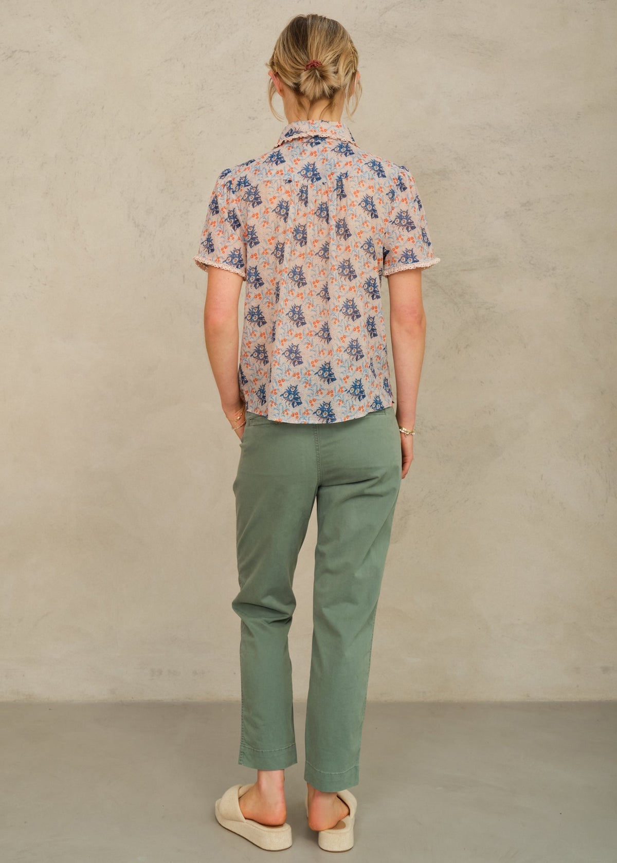 ASTER PRINT COLLAR SHORT SLEEVE TOP