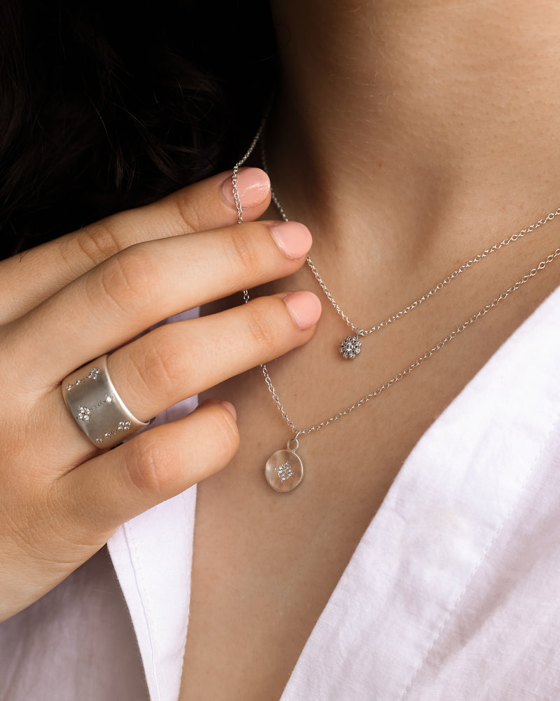 FOUR STAR WAVE PENDANT DIAMOND