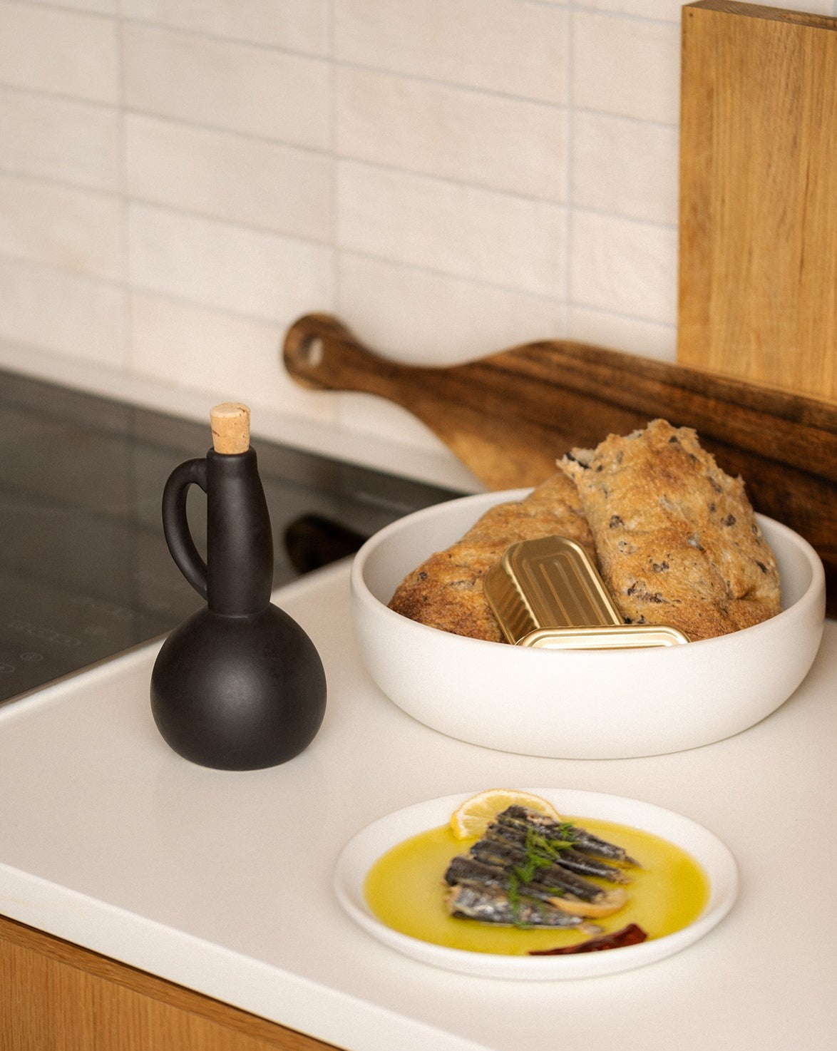 MATTE BLACK OLIVE OIL DISPENSER