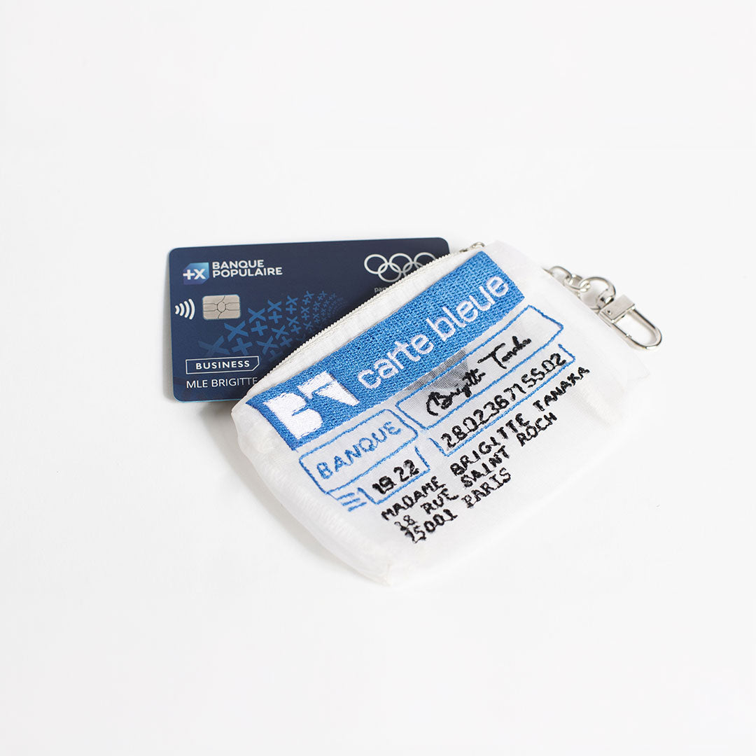 WHITE CARD HOLDER