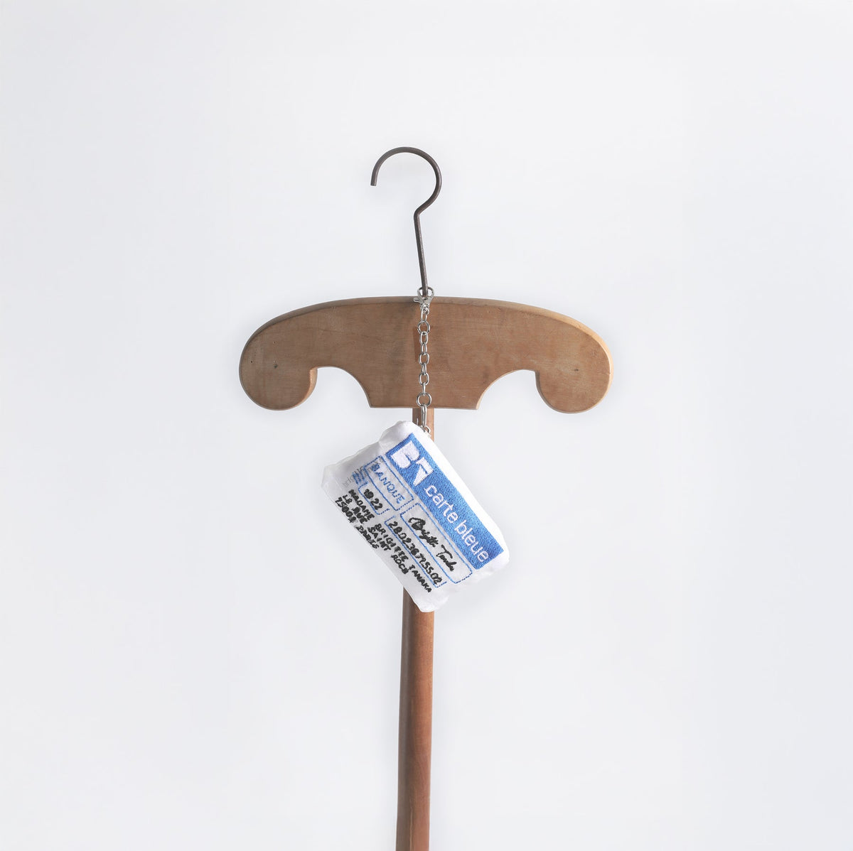 WHITE CARD HOLDER