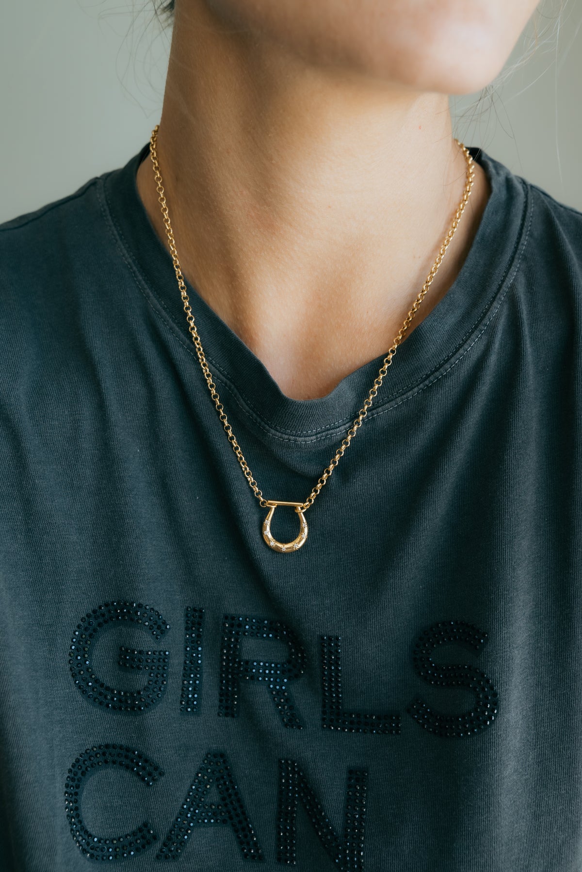 COSMOS LUCKY CHARM NECKLACE