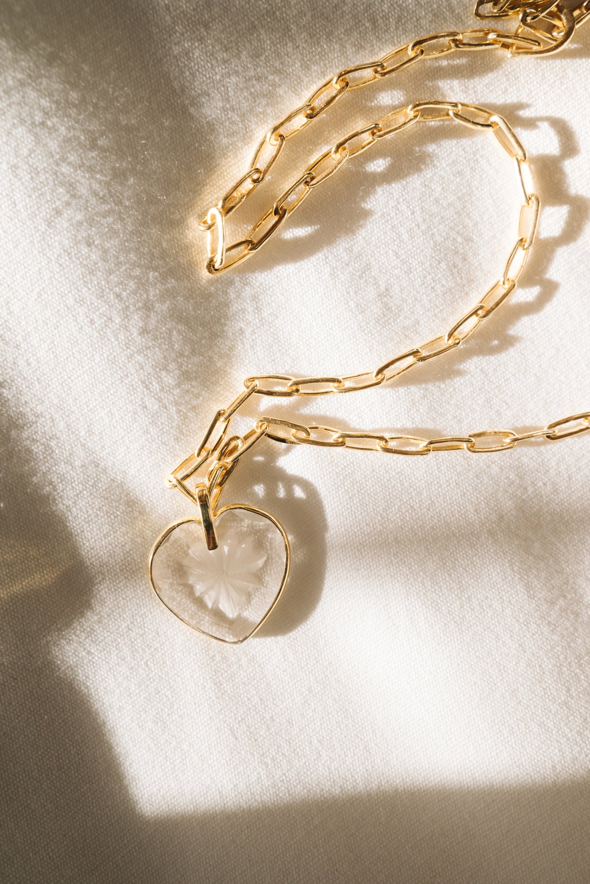 NIEVES NECKLACE CRYSTAL QUARTZ