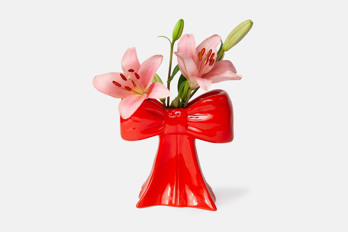 BOW VASE RED