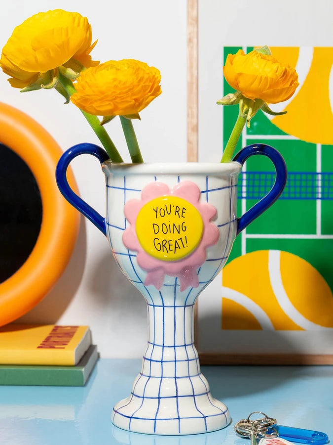 TROPHY YOURE DOING GREAT VASE M