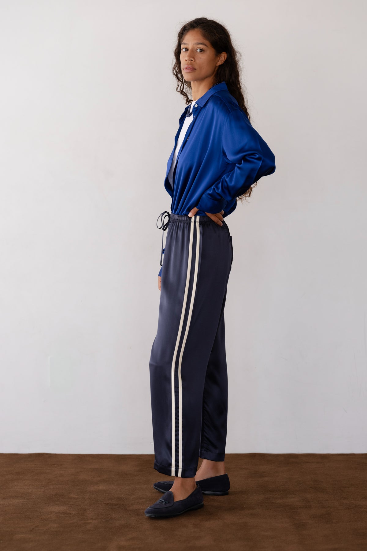SILK STRIPE CROP PANT