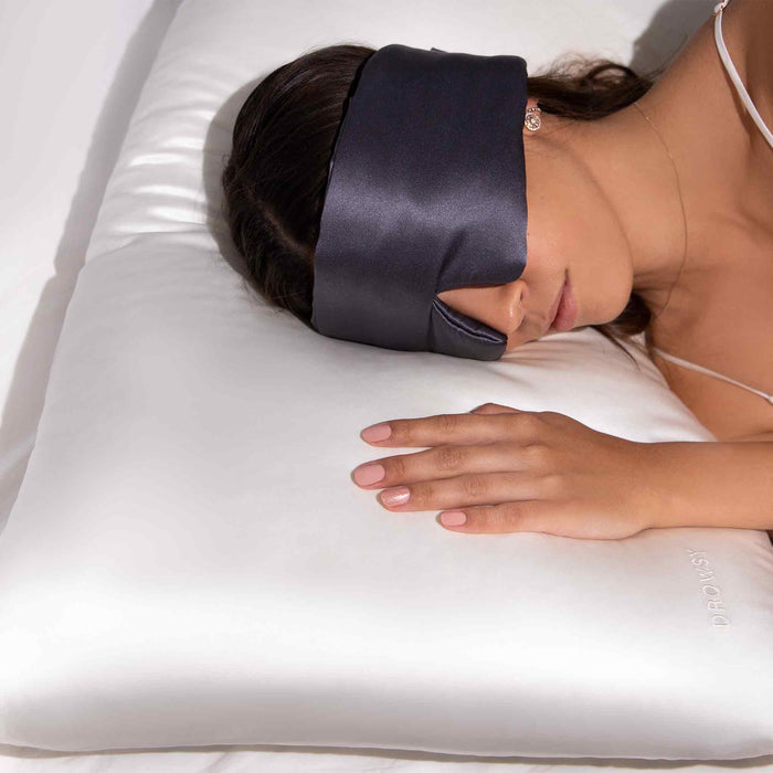AKOYA PEARL QUEEN SILK PILLOWCASE