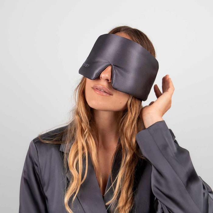 MOONLIGHT SHADOW SLEEP MASK