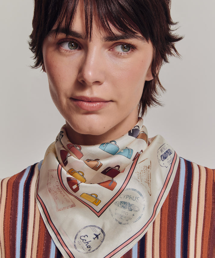 VINTAGE LUGGAGE SILK SQUARE