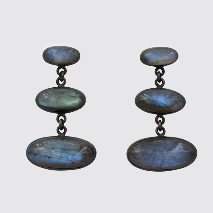 LARGE TRIPLE OVAL EARRING LABRADORITE