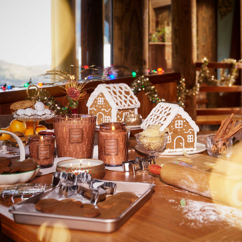 GINGERBREAD CHALET MINI TIN