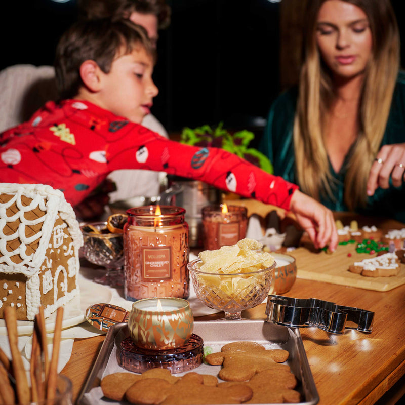 GINGERBREAD CHALET MINI TIN