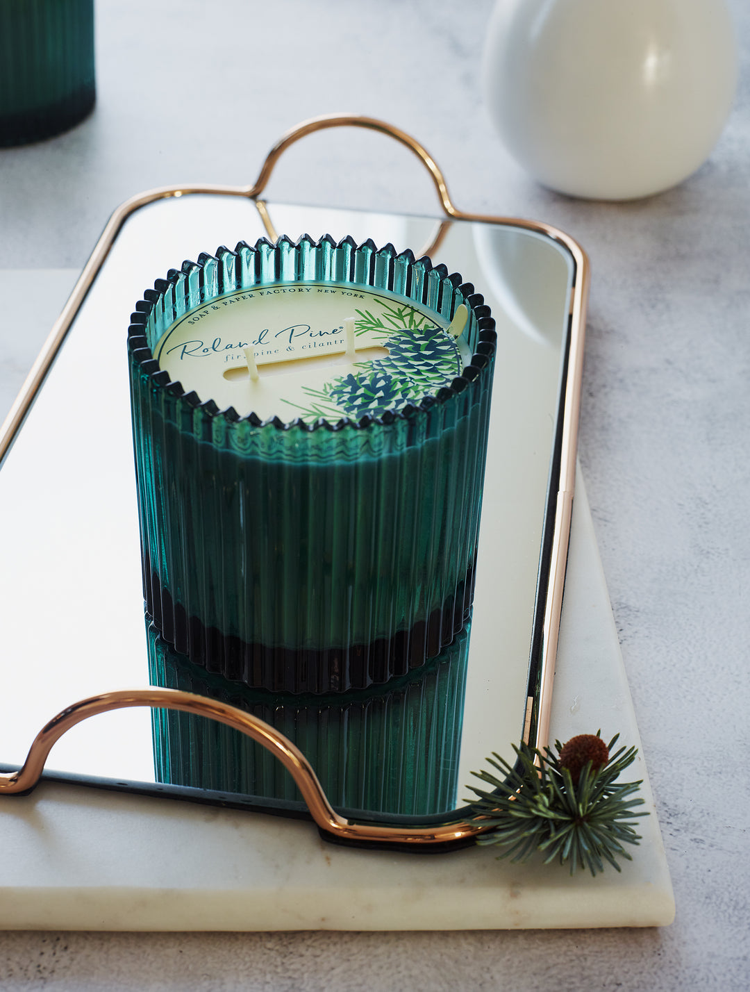 ROLAND PINE 2 WICK RIBBED GLASS CANDLE
