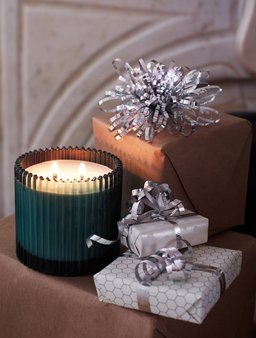 ROLAND PINE 2 WICK RIBBED GLASS CANDLE