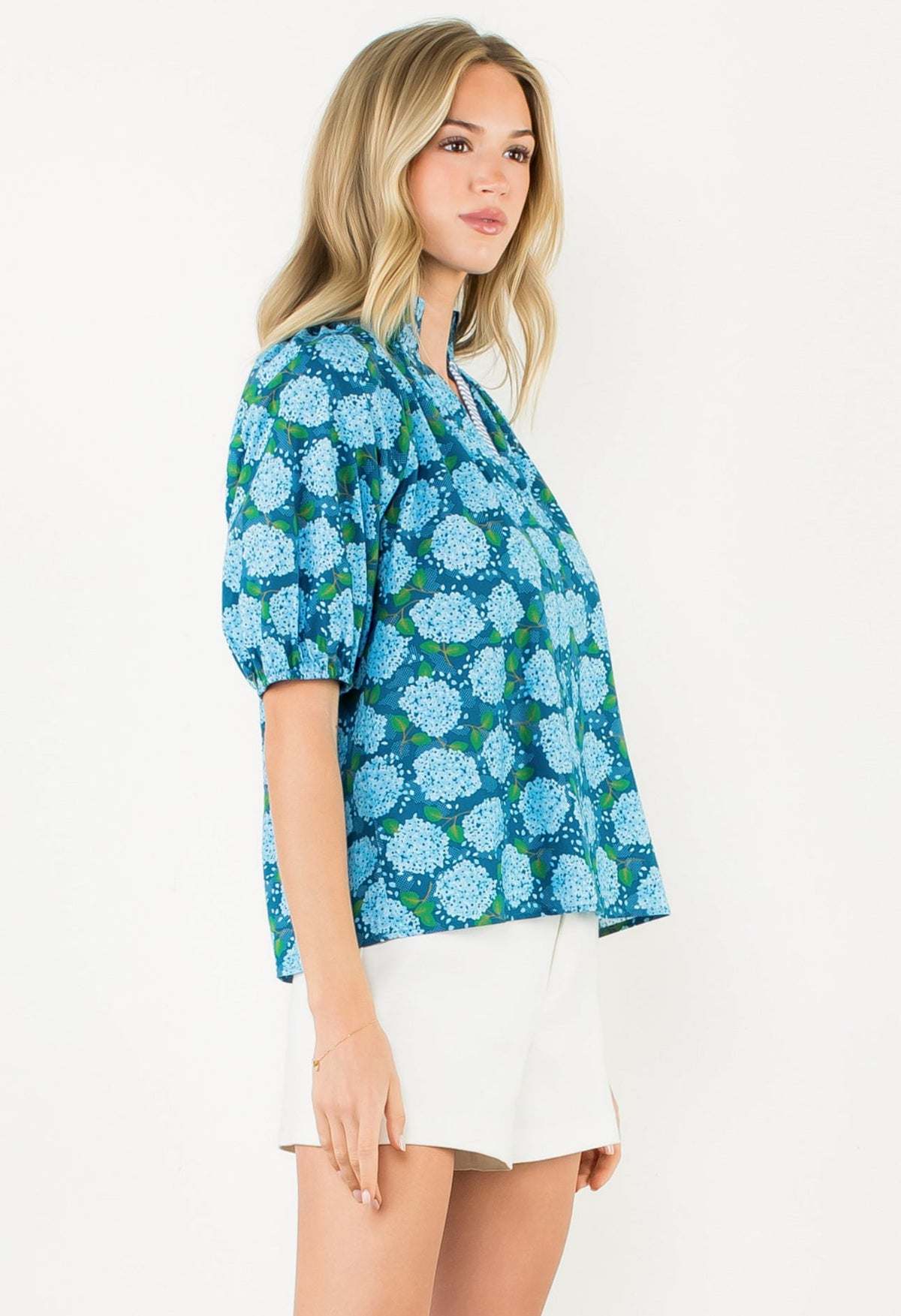 PUFF SLEEVE FLOWER TOP