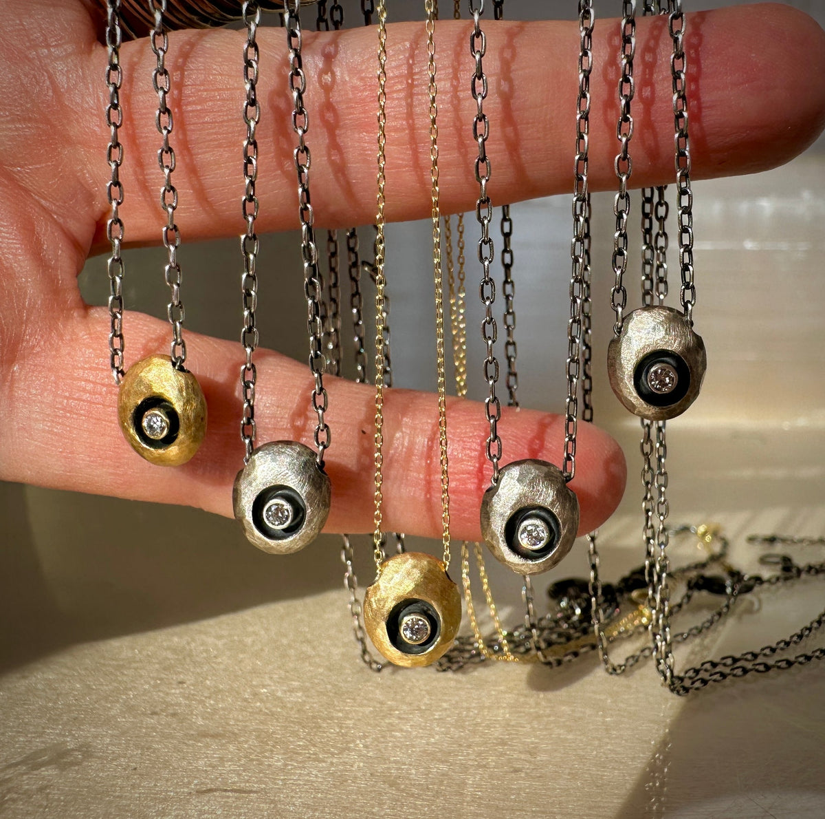 OXSS DIAMOND NECKLACE