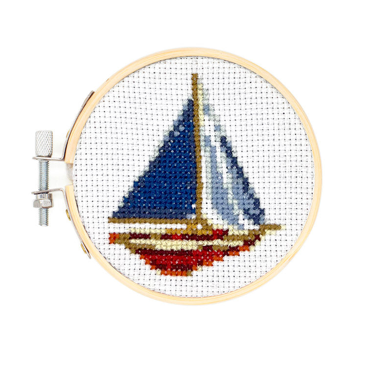 MINI EMBROIDERY KIT