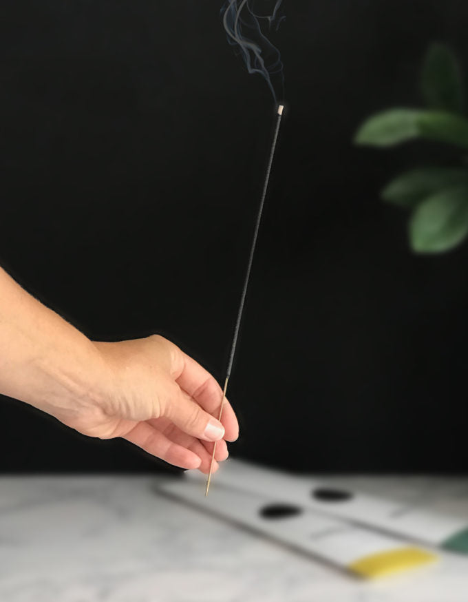 SIGNATURE HINOKI ISLAND INCENSE