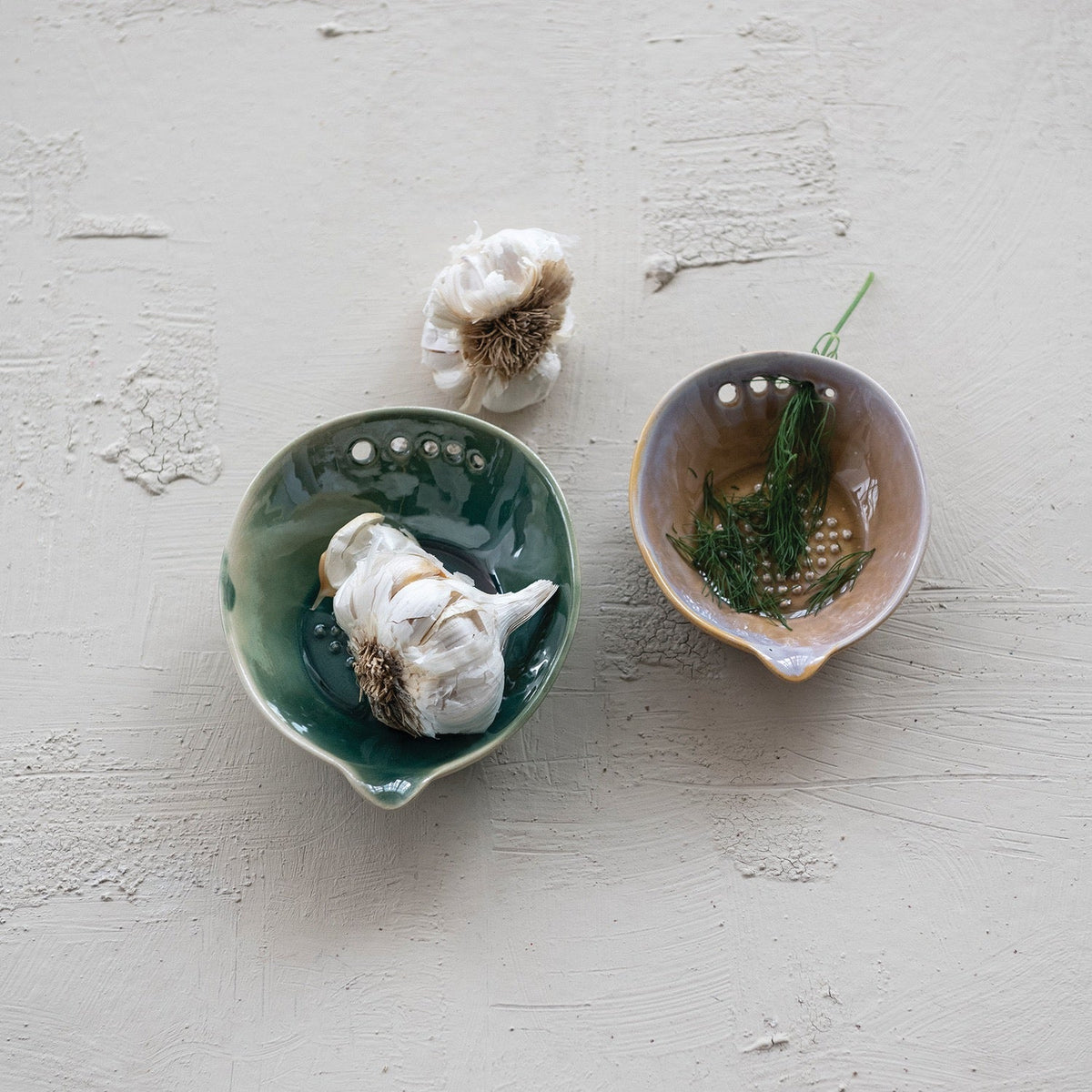GARLIC/GINGER GRATER BOWL SET W/HERB STRIPPER
