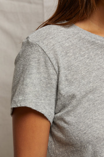 LISA SLIM CREW TEE