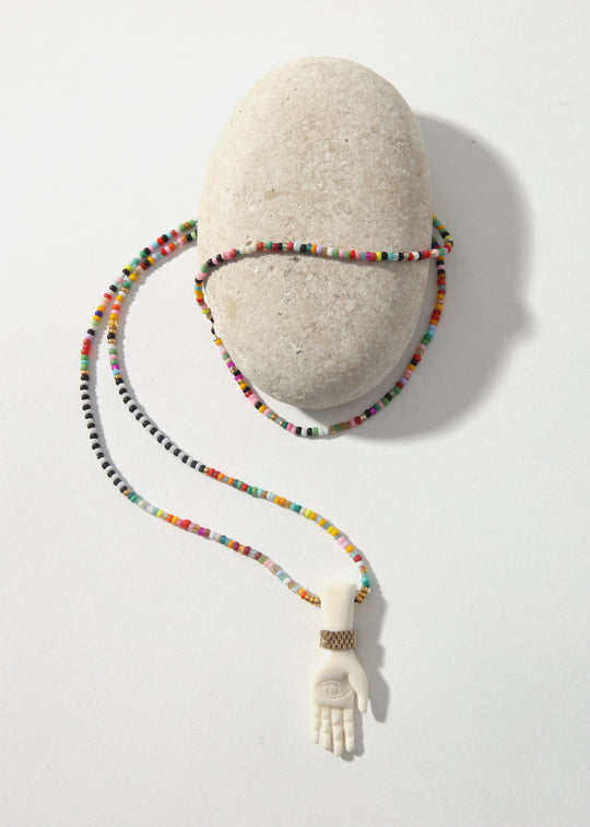 LALOBA HAND NECKLACE