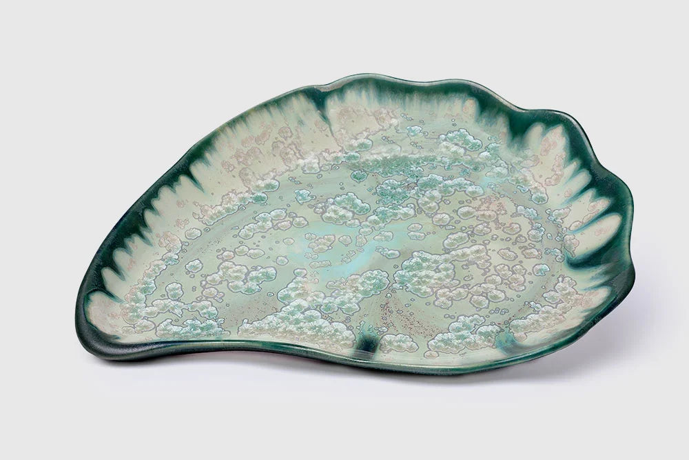 LARGE OYSTER PLATE MINT &amp; CHARCOAL