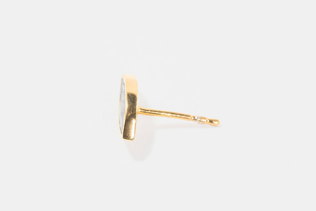 NAYIKA STUDS YG