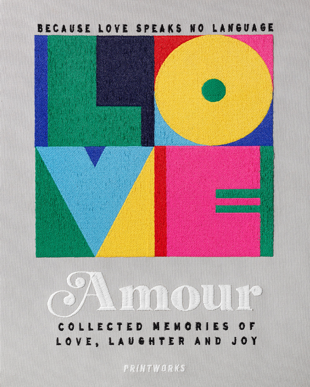EMBROIDERED PHOTO ALBUM AMOUR