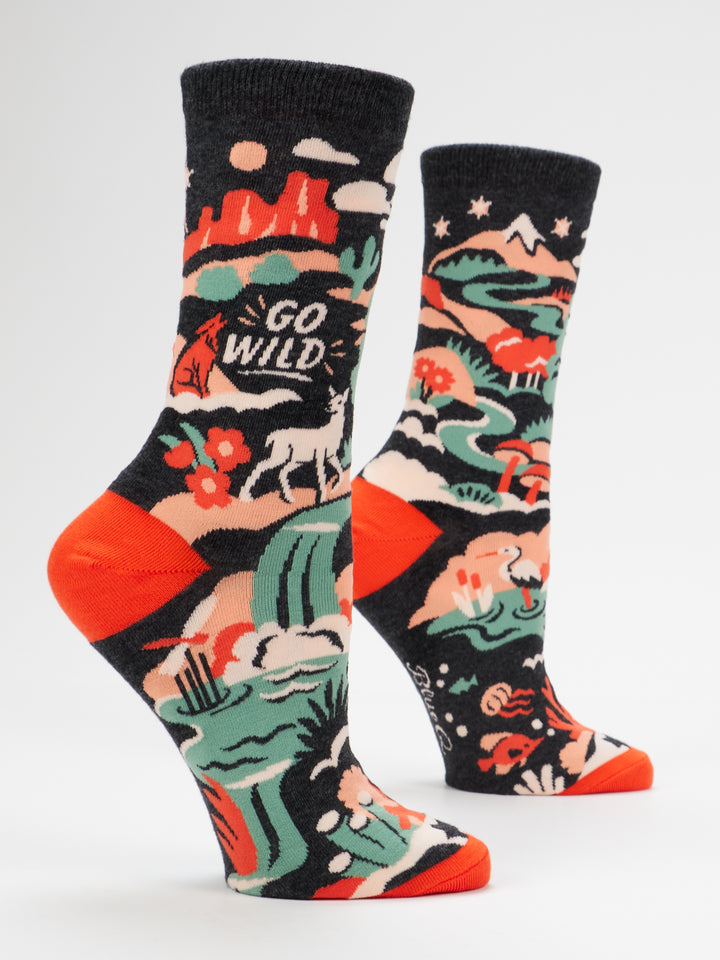 WOMEN’S CREW SOCKS